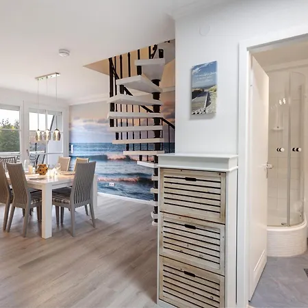 Leuchtfeuer * Brodten